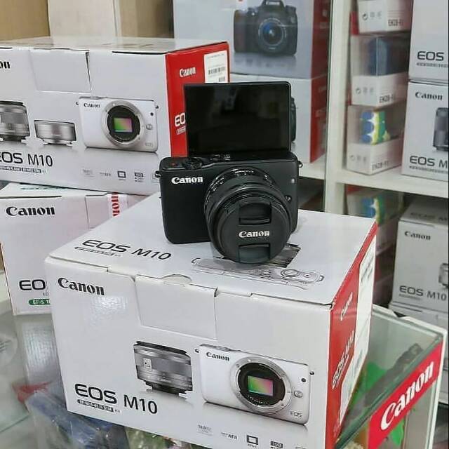 CANON EOS M10