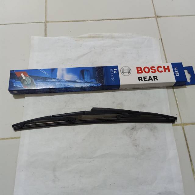 Wiper belakang avanza