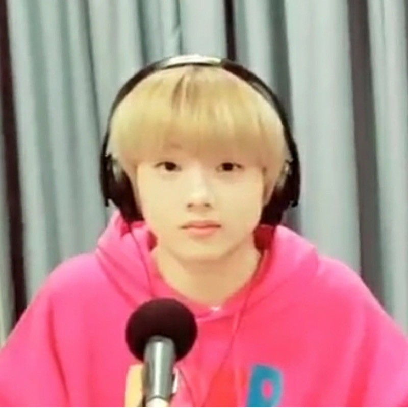 [BOOKED] pc sticker puff jisung