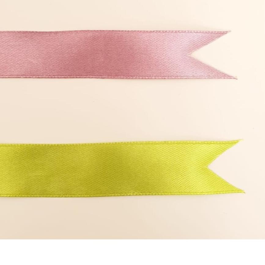 

Ready Stok HAMPERS BIRTHDAY / GRADUATION / HADIAH ULANG TAHUN / SNACK BOX / GIFT BOX