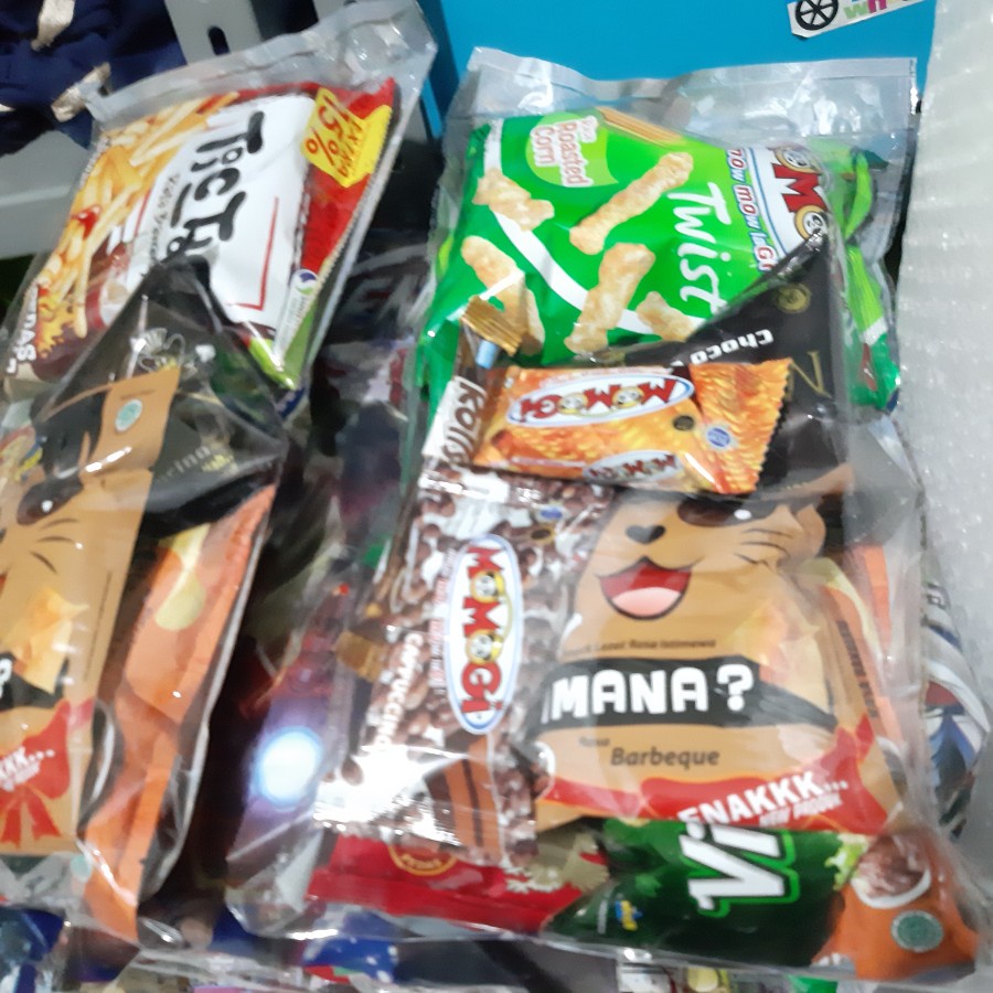 

Paket Snack Ultah Anak / Bingkisan Snack / Snack Ulang Tahun Anak