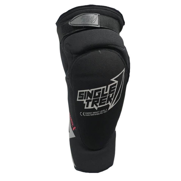 Knee Protector dengkul Singletrek1 Carbon KPC Abu Merah