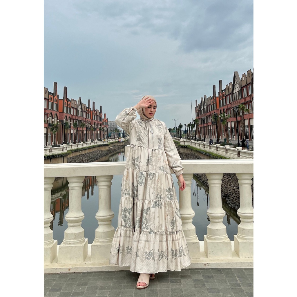 SUHANA DRESS CREAM SAGE by YUMNAA HIJAB - GAMIS UMBRELLA - GAMIS TERBARU 2022 - GAMIS PITA - GAMIS V