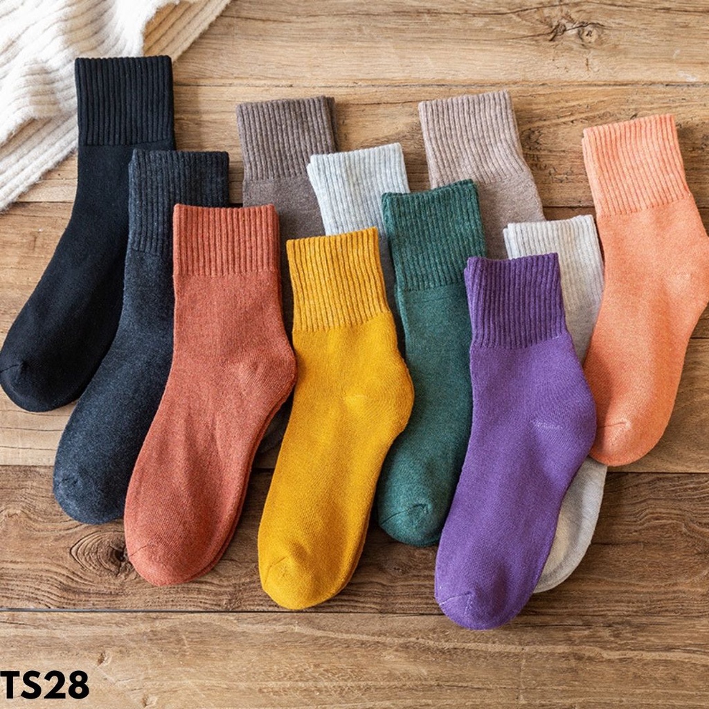 KAOS KAKI WANITA ALA KOREA POLOS HITS NYAMAN DI PAKAI BAHAN LEMBUT IMPORT TS28