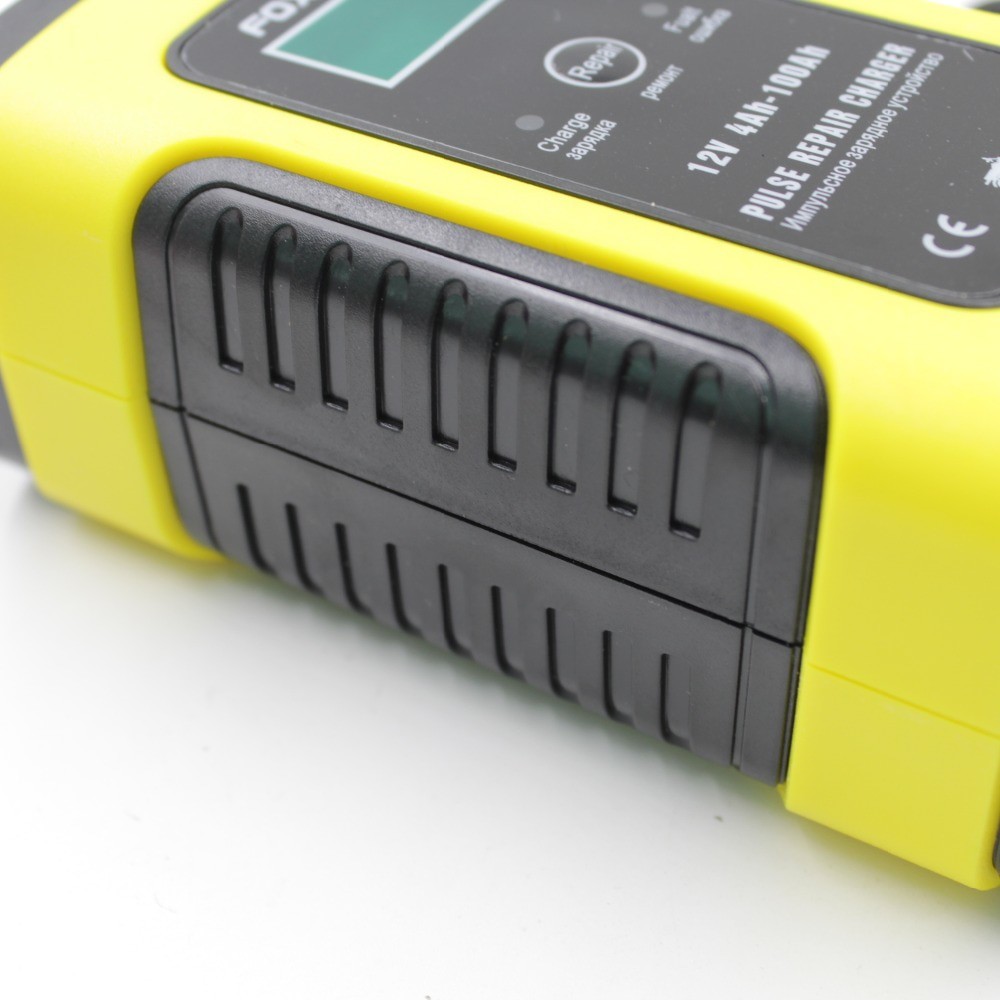 Venus Intelligent Battery Charger Aki Mobil 12V6A - UD20 - Black/Yellow