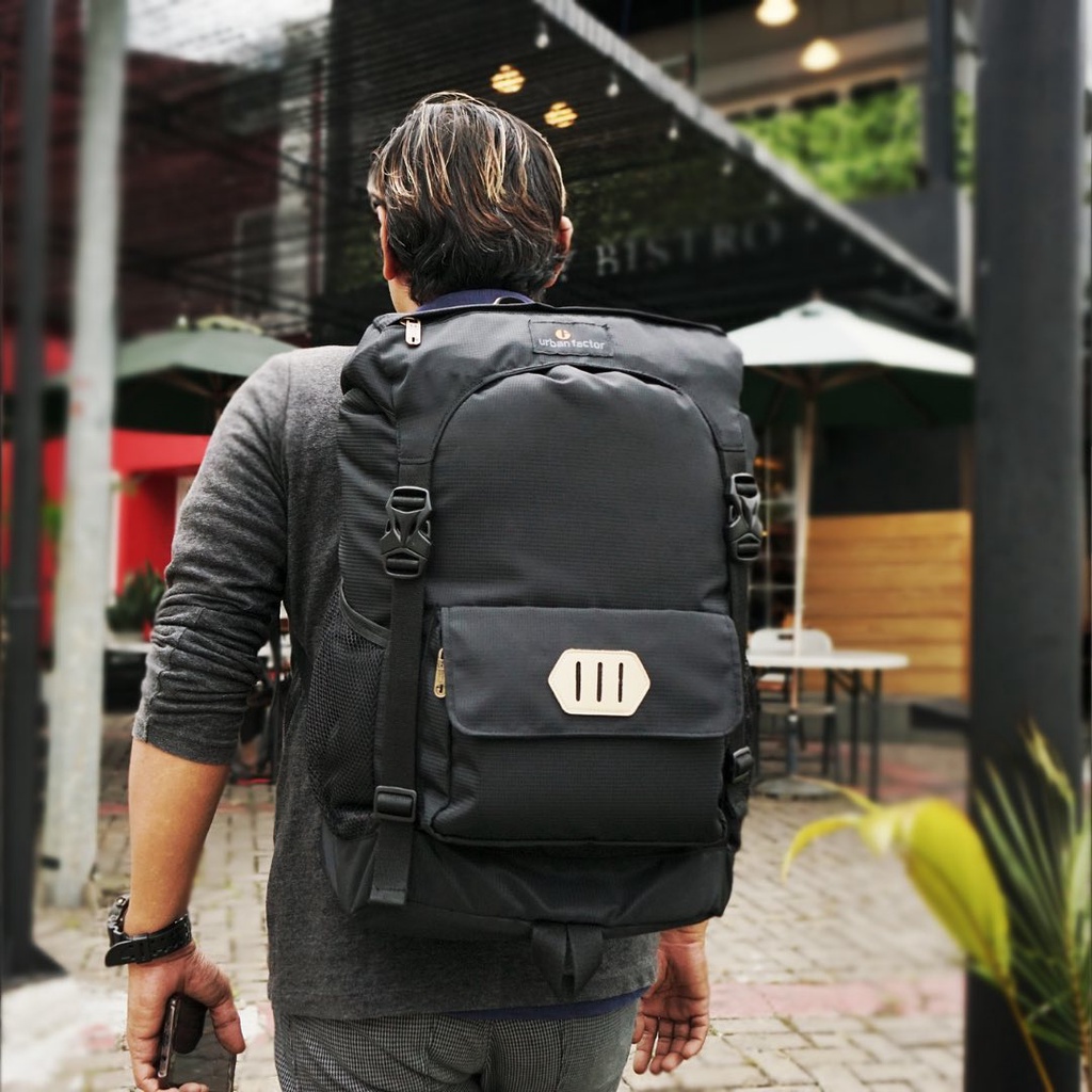 URBAN FACTOR - CRUSH ON BLACK