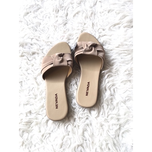 sandal wanita/sandal slop PB NVD/sandalcewek/sandalmurah/sandalsantai/sandalslop/sandalnevada-SLOP CREAM