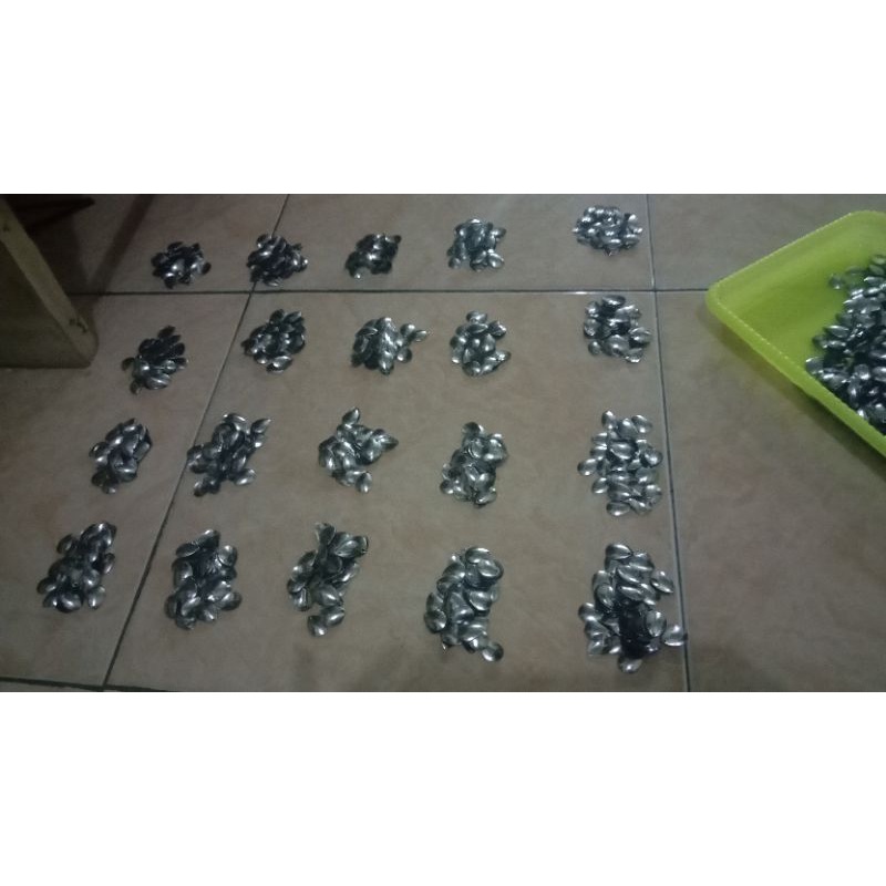 50PCS blade soft frog 1,8cm anting anting kodok mainan