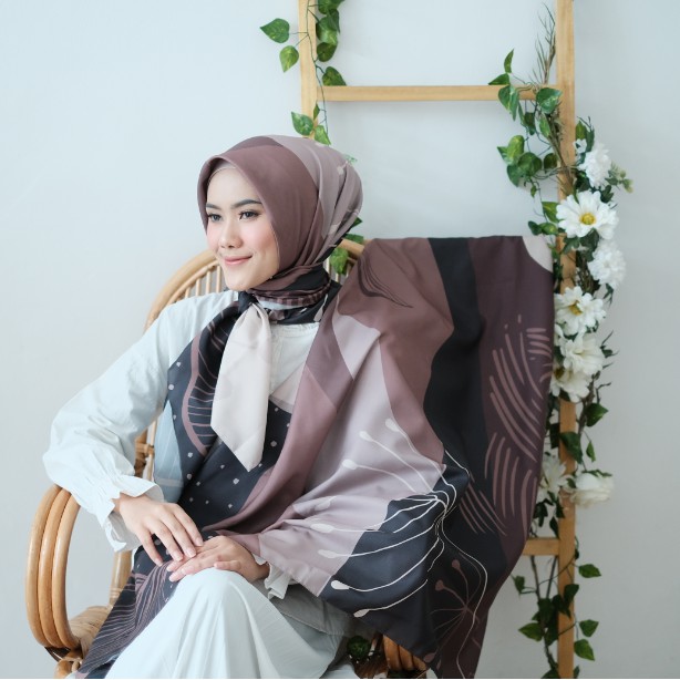 KERUDUNG SEGI EMPAT PRINTING MOTIF JILBAB SEGIEMPAT HIJAB SEGIEMPAT SCARF NAYLA