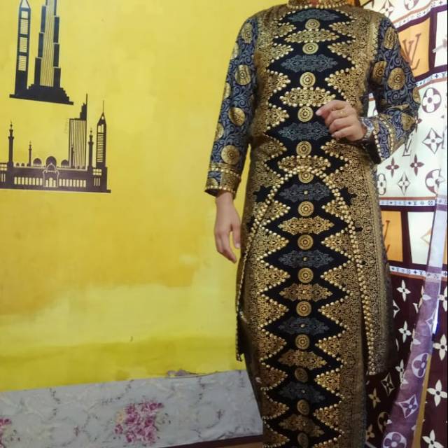 Batik songket Palembang
