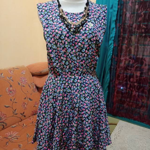 Dress bunga kecil