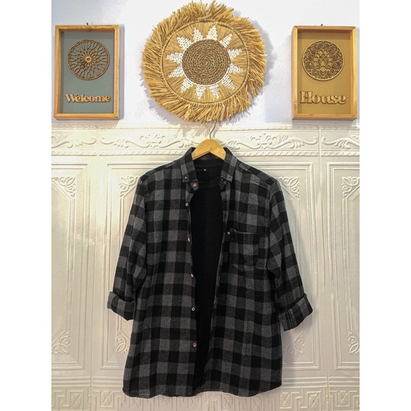 Kemeja Flanel Kotak Abu Hitam Casual Pria/Wanita