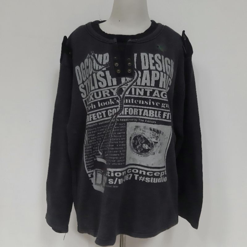 PRELOVED / THRIFT / SECOND LONGLEVE / KAOS LENGAN PANJANG HITAM DENIM FULL PRINT / SABLON SIZE M LIK