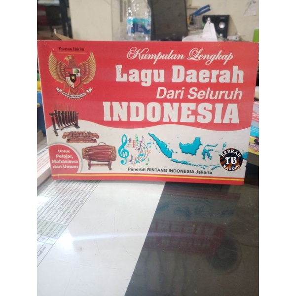 Buku Kumpulan Lengkap Lagu Daerah Dari Seluruh Indonesia (21×15cm)