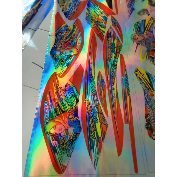 Striping variasi hologram Honda Verza motif wanita berhijab terbaru