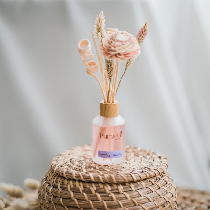 Pasti Ready Plumeria Essential Oil Reed Diffuser - Senandung (Pengharum Ruangan) - Full Set
