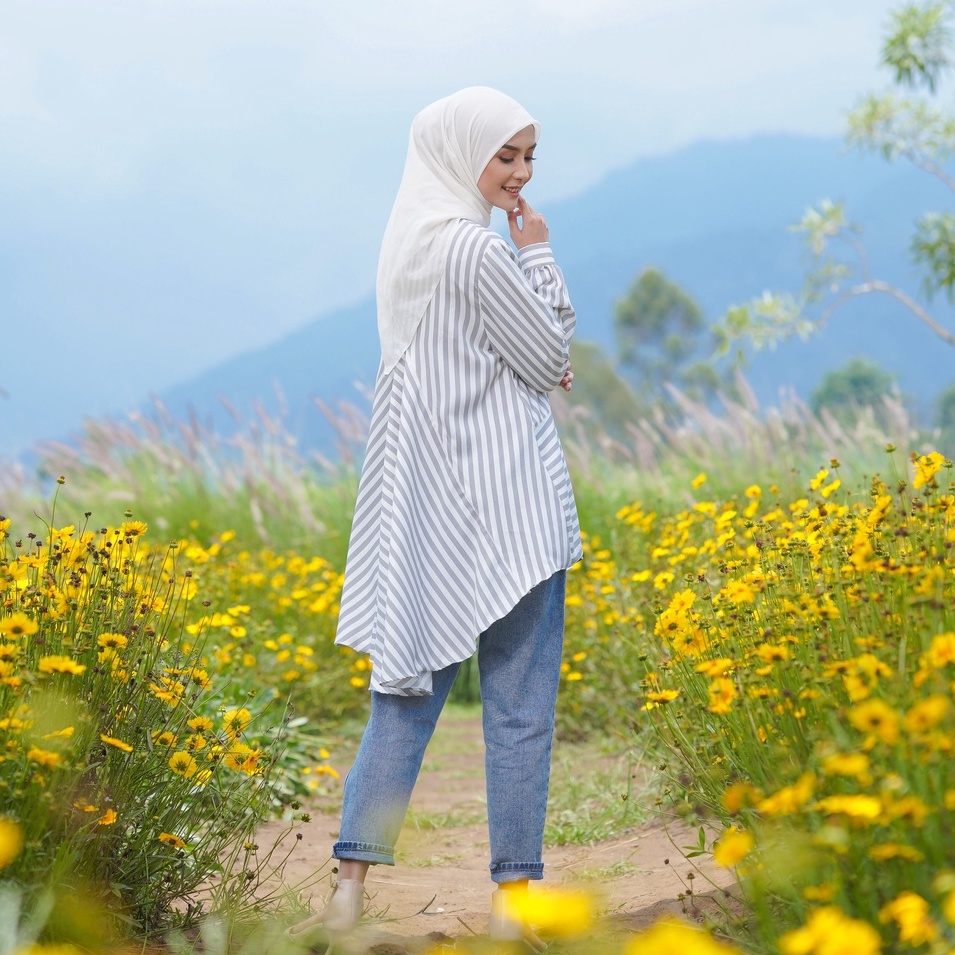 Arumi Top blouse salur kemeja wanita oversize