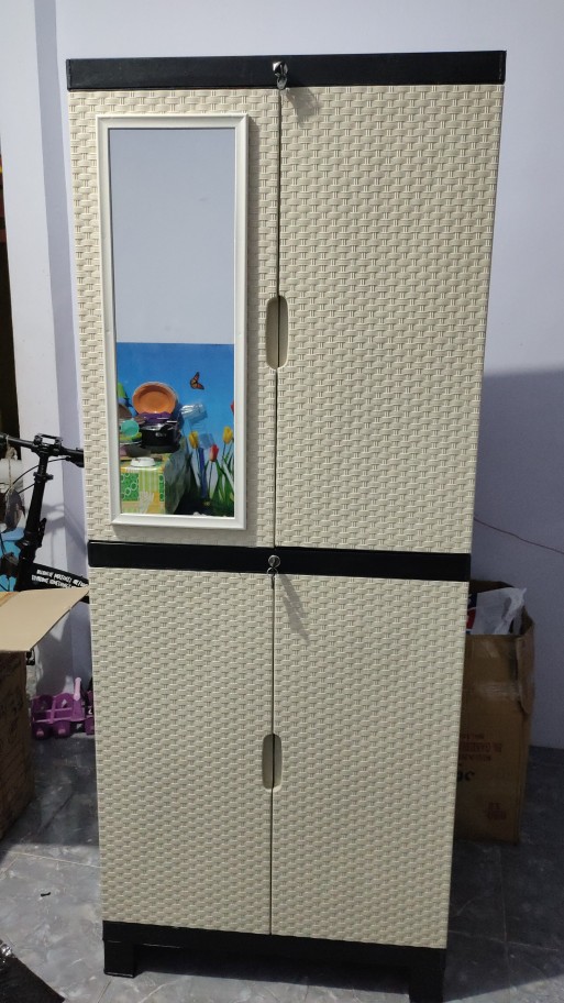 Lemari Pakaian Jumbo Diva Plus Kaca Sap & Gantung