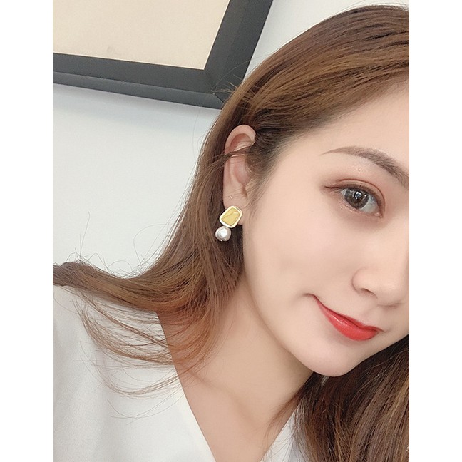 LRC Anting Tusuk Fashion Geometric Drop Oil Pearl Stud Earrings F51608