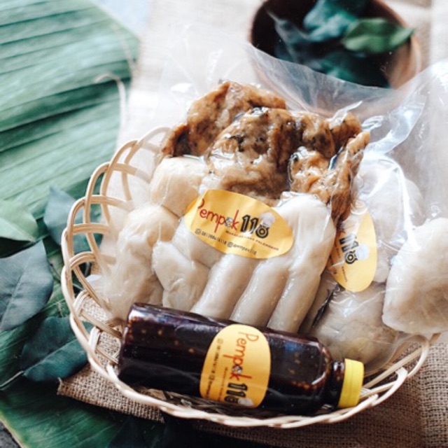 

Pempek Palembang Paket D