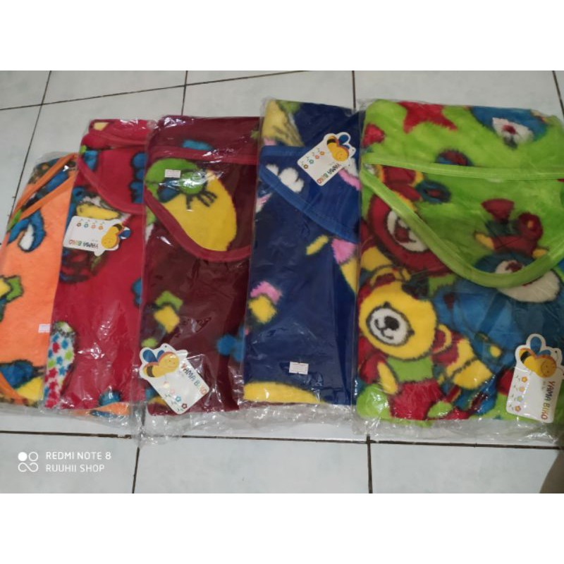 Selimut Bayi bulu Tudung