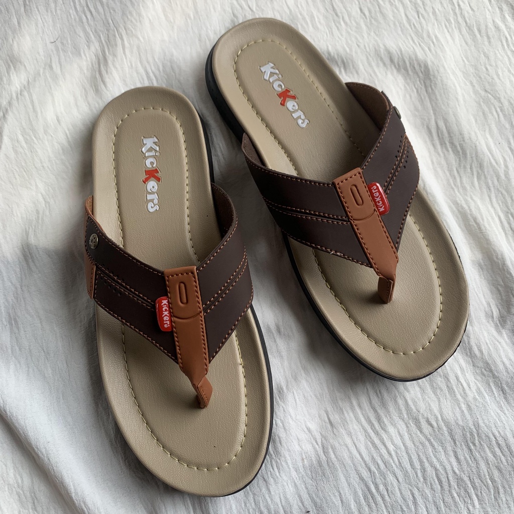 (TANPA KARDUS)SANDAL PRIA TAMPAN BOY TERVIRAL POPULER SANDAL COWOK CASUAL Sandal Kulit Pria Kualitas Terbaik Sendal Selop Fashion Pria Terlaris Kekinian Sandal kulit santai pria gaul | sandal pria terbaru distro jepit kekinian TERMURAH TERLARIS GRATIS ONG