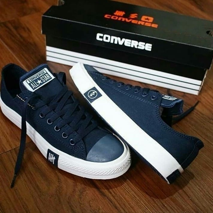 Promo Sepatu Convers1995 Low All Star warna Navy Low Classic size 36-43