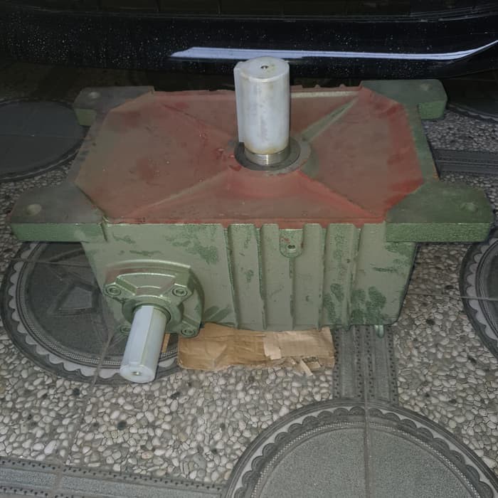 gearbox reducer merk HRF size 155 ratio 1:40 tipe WPX