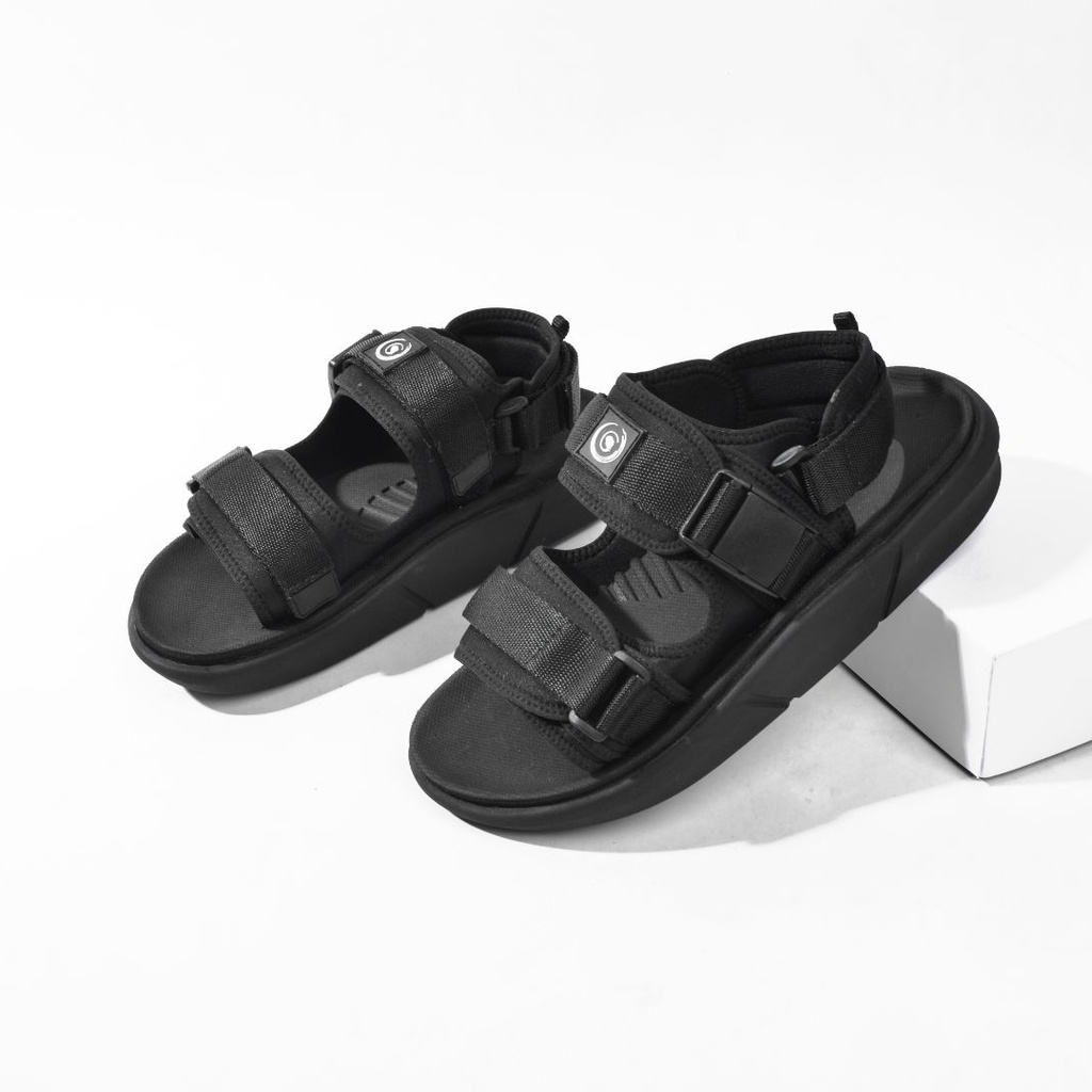 COSTA BLACK ORIGINAL x GREATA Sandal Casual Hitam Pria Sendal Gunung Kasual Jalan Santai Harian Main Hangout Lebaran Fashion Distro Remaja Traveling Outdoor Premium Travelling Footwear Ban Tali 2 Strap Big Size Jumbo Ukuran Besar 44 Keren Terbaru Kekinian