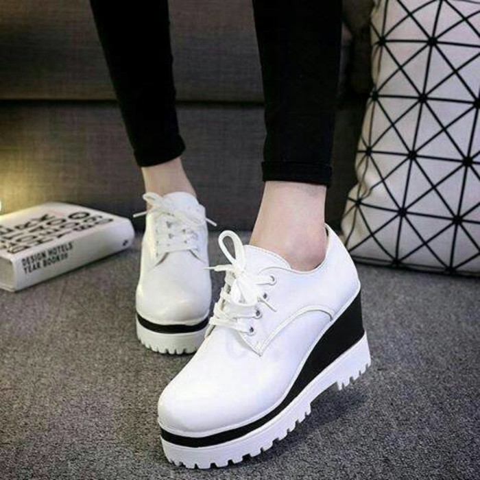 SEPATU WANITA ST BOOTS DOCMART PUTIH SOLID AZ05