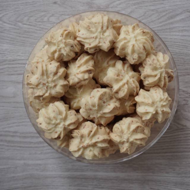 

Kue kering Sagu oryginal 500ml ( Kalimantan )