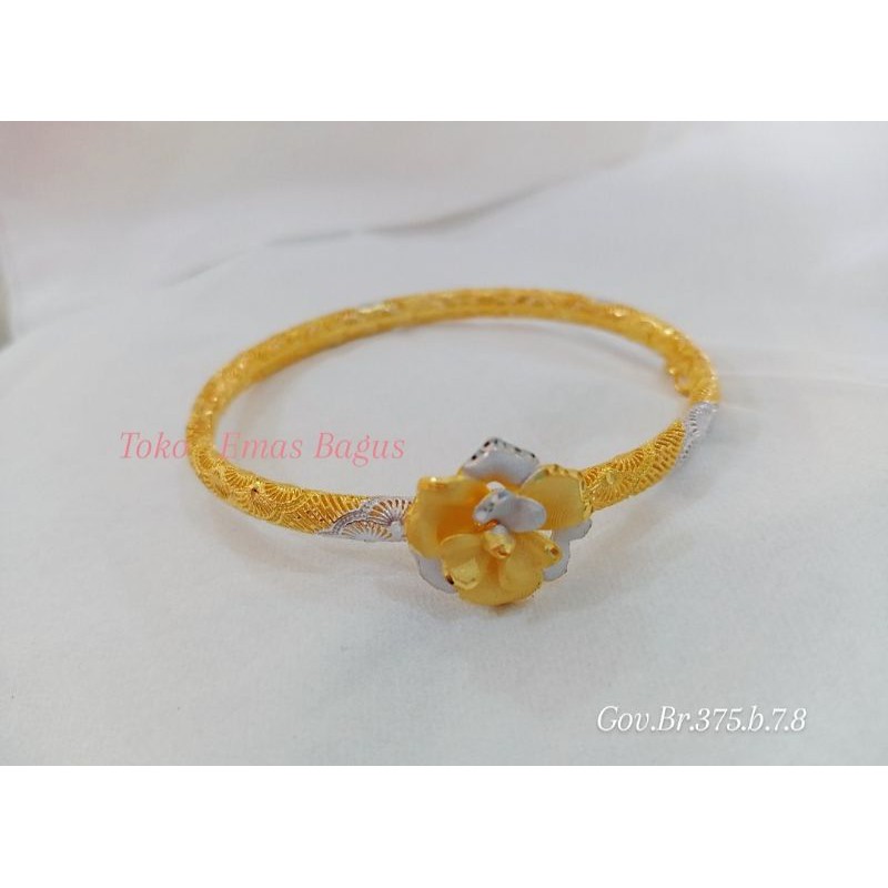 Shinta bangle kaku gelang emas kadar 375 ubs