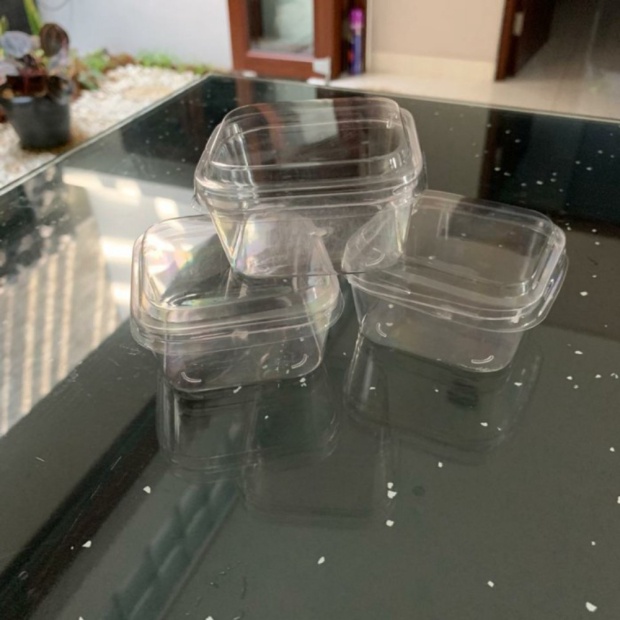 Unik cup puding kotak 25pcs Berkualitas