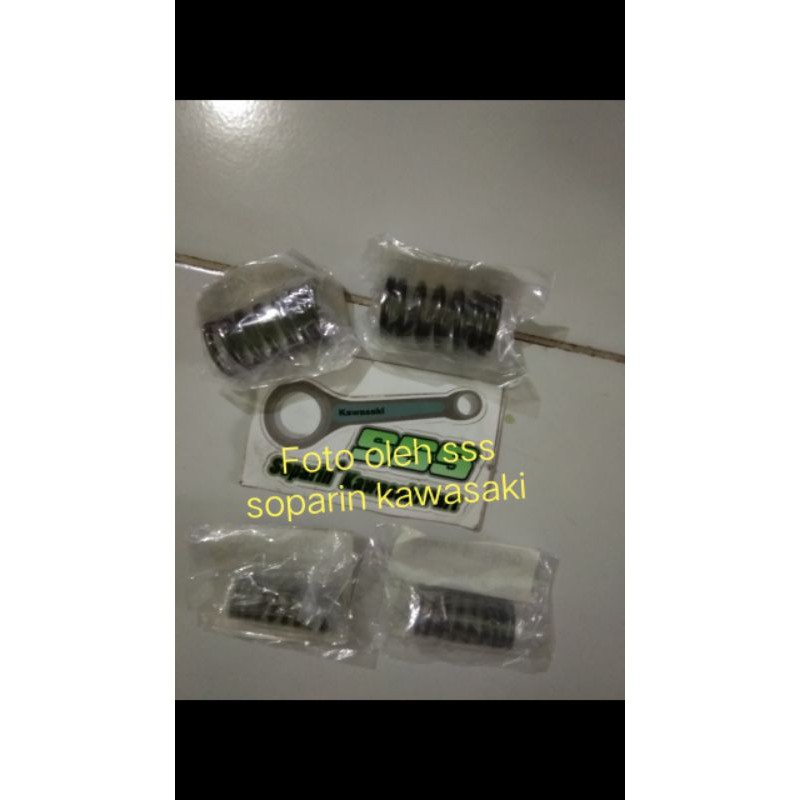 per klep klx 250 besar dan kecil sepasang