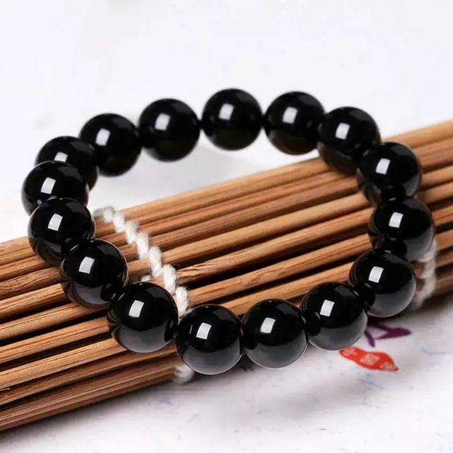 Gelang black jade hitam