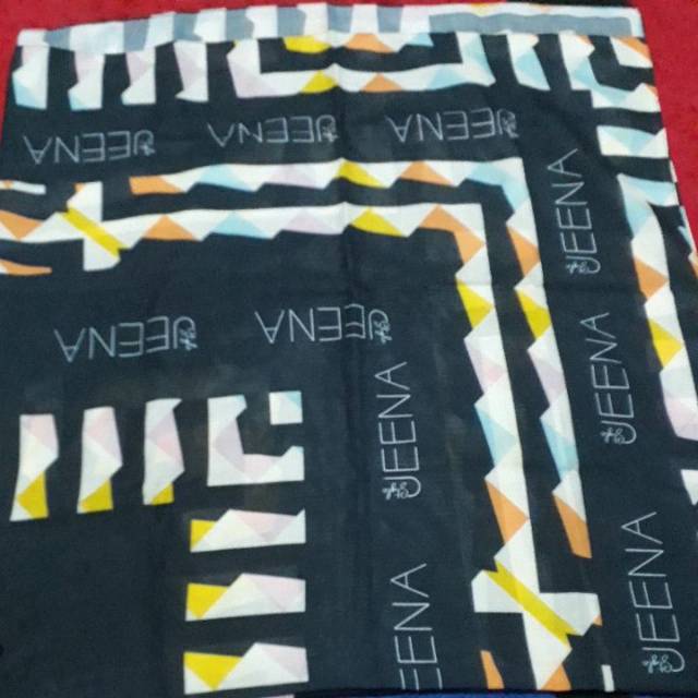 Preloved jeena bukan deenay