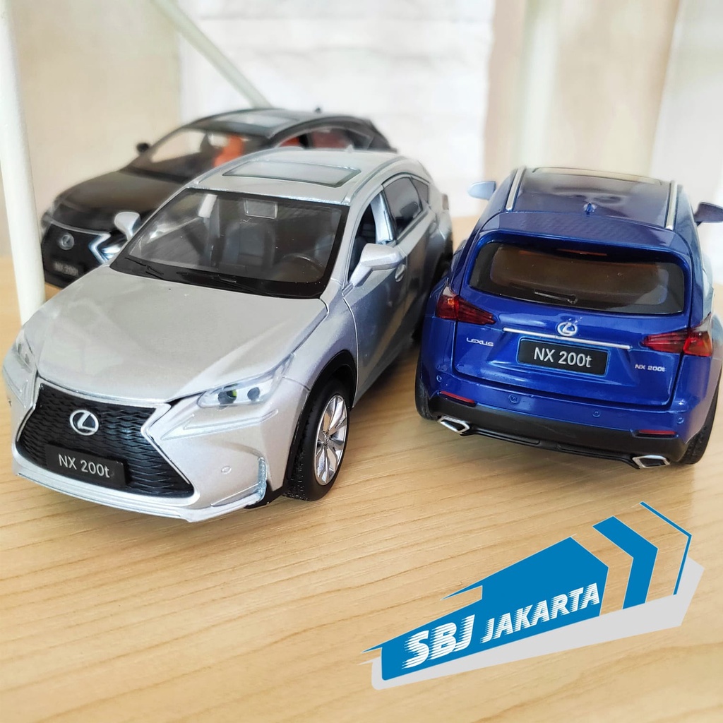 Diecast miniatur mobil Lexus NX200T Metal Series Skala 1:32