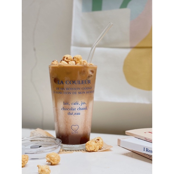 Coffee Tumbrl Glass | LA COULEUR Typography Text Glass Cup with Lid Transparent / Gelas Transaparan dengan Tutup Teks Tulisan Ilustrasi Korea Jepang Bottle Botol Air Aesthetic GELAS MUG KACA / GELAS TUMBLER / gelas  gelas lucu gelas unik tumbler coffee-6