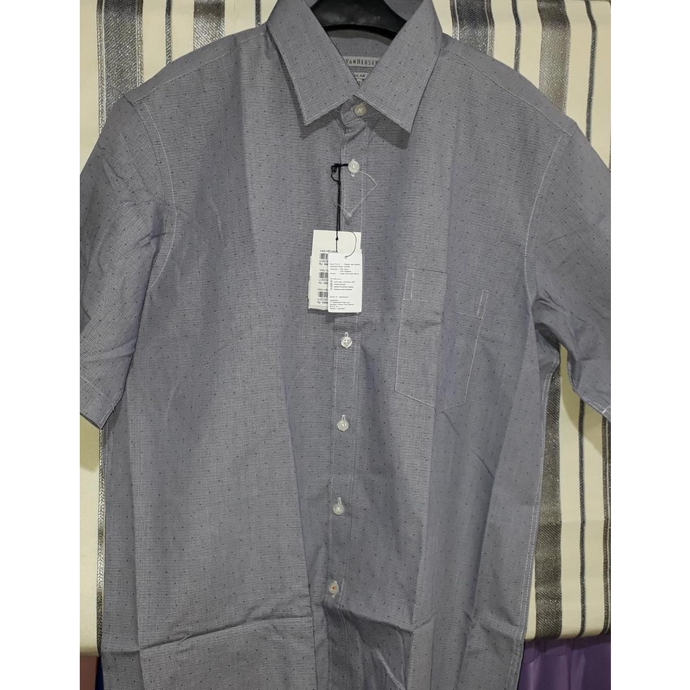 KEMEJA PRIA VAN HEUSEN LENGAN PENDEK MOTIF BINTIK SIZE 17