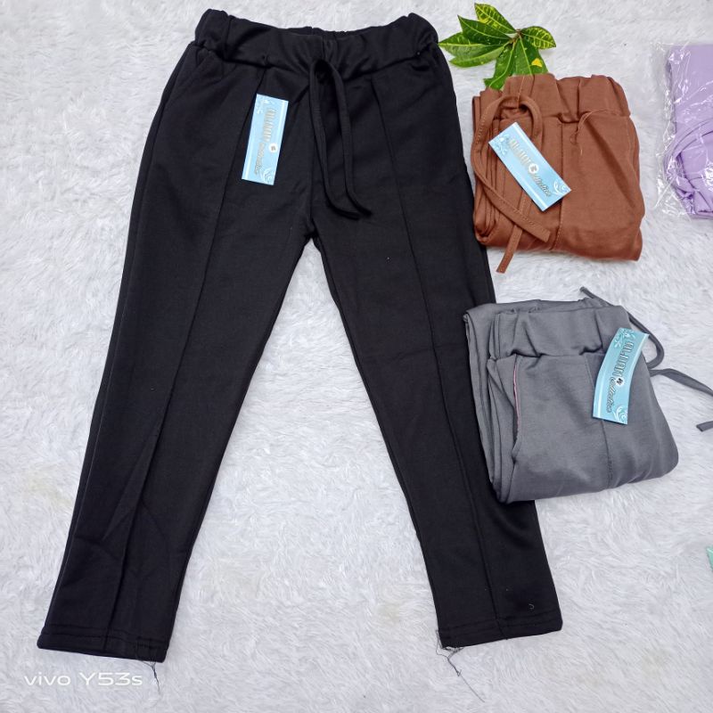 Celana Scuba Anak Perempuan 5-10 Tahun / Scuba Anak Perempuan / Celana Panjang Anak Perempuan / Celana Anak Perempuan / Celana Baggy Pants Anak Perempuan / Baggy Pants Anak Perempuan / Celana Panjang Anak Perempuan / Celana Panjang Anak