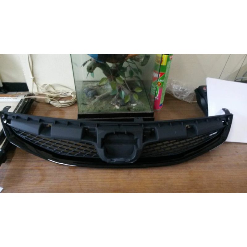 base grill + list Grill Honda Civic FD Genuine!!!