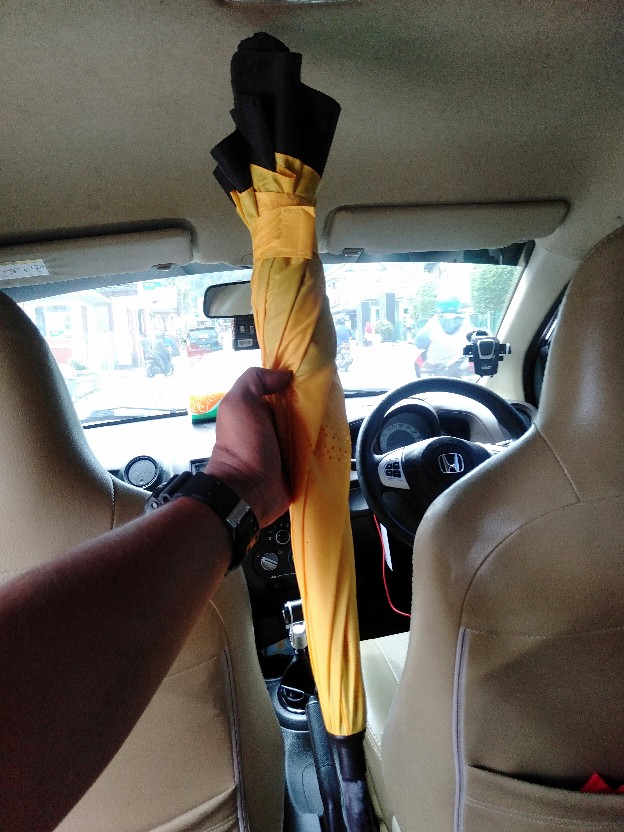 Aimi Payung Terbalik By Remax / Upside Down Umbrella