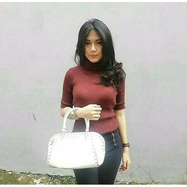 Beybi Turtleneck Atasan Rajut Wanita