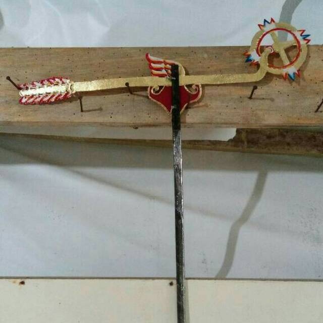 SENJATA COKRO 38CM X 34CM