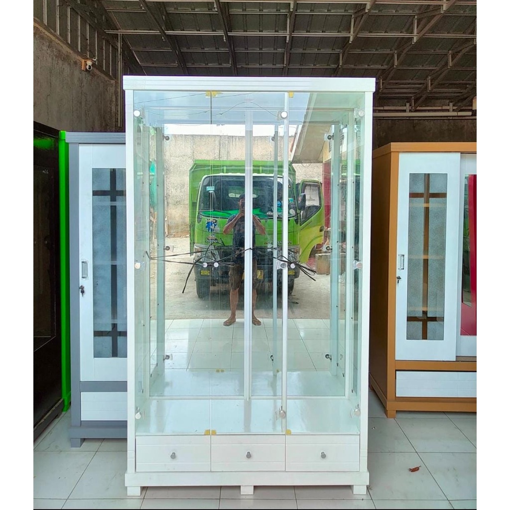 LEMARI GAMIS / LEMARI GANTUNGAN