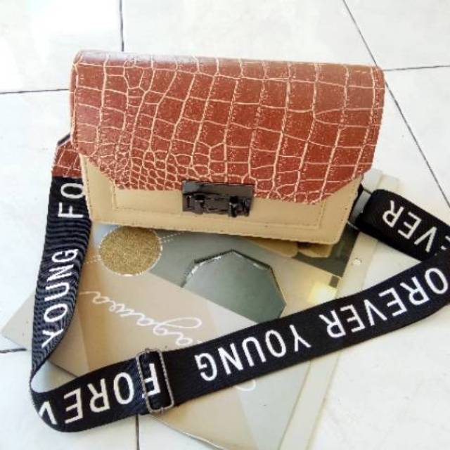 Tas Wanita Croco Kombi