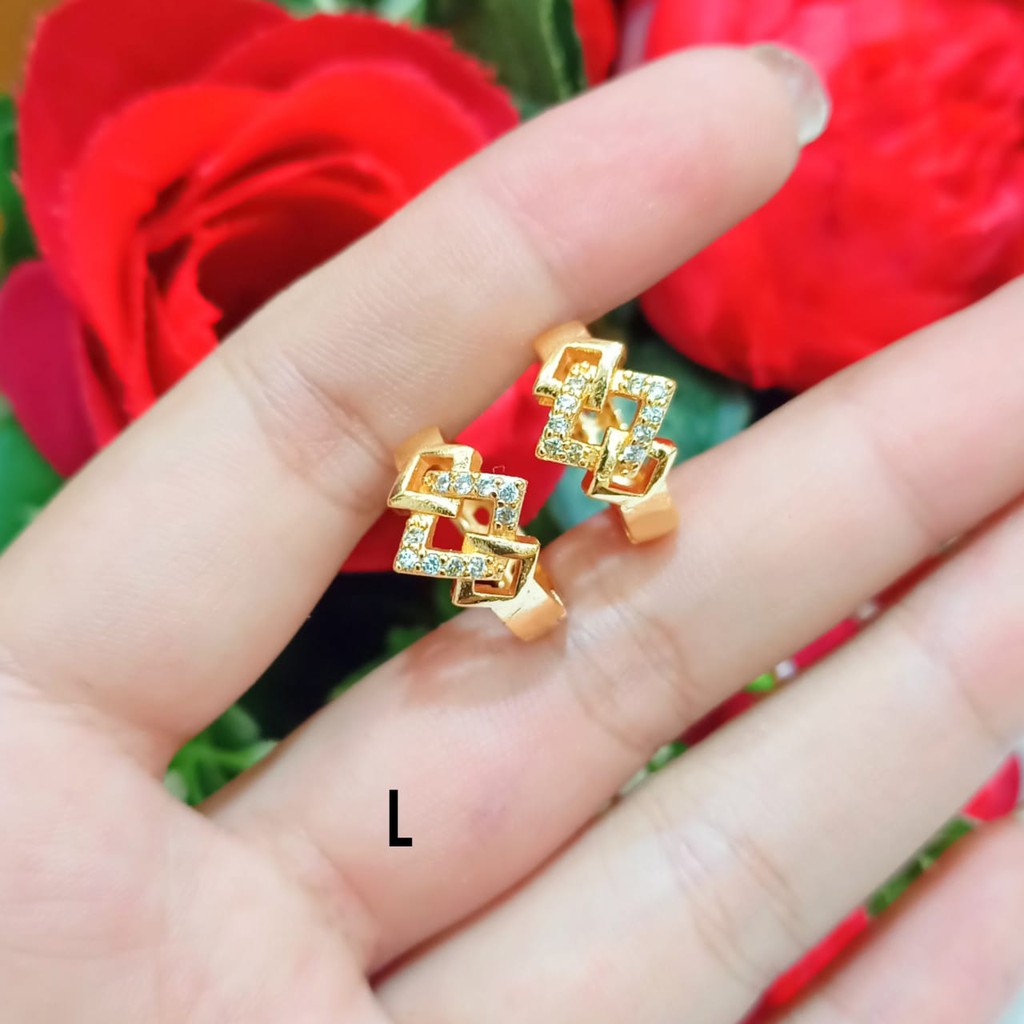 Anting TITANIUM CLIP/STUT/JEPIT DESAIN ELEGAN MENAWAN LOGAM EMAS KOREA ANTI KARAT