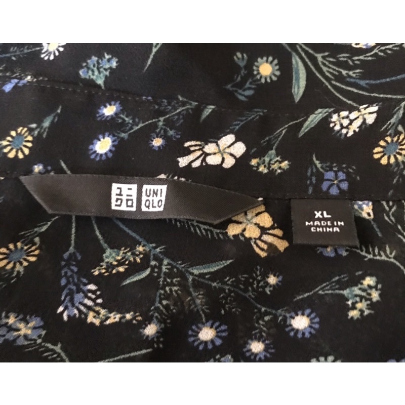 ATASAN WANITA / KEMEJA WANITA BRAND UNIQLO OVERSIZE