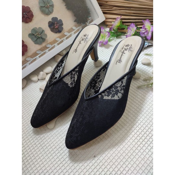 sepatu Johana hitam 7cm lancip