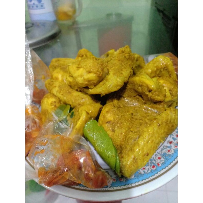 

ayam bumbu kuning frozen siap goreng